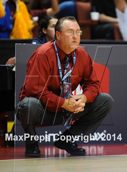Thumbnail 1 in Villa Park vs. King (CIF SS 1A Final) photogallery.