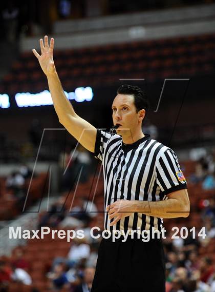 Thumbnail 3 in Villa Park vs. King (CIF SS 1A Final) photogallery.