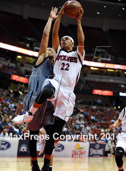 Thumbnail 1 in Villa Park vs. King (CIF SS 1A Final) photogallery.
