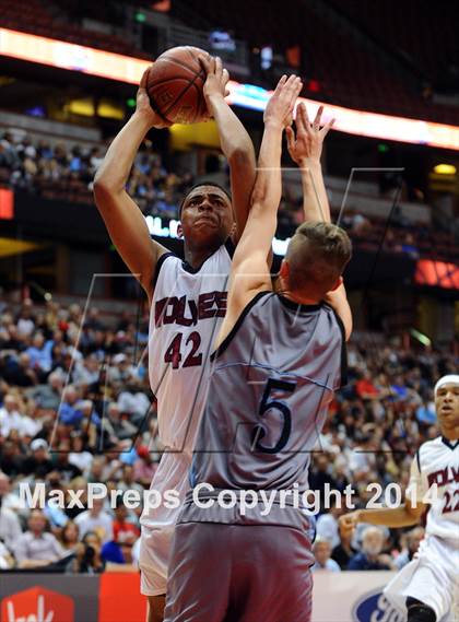 Thumbnail 2 in Villa Park vs. King (CIF SS 1A Final) photogallery.