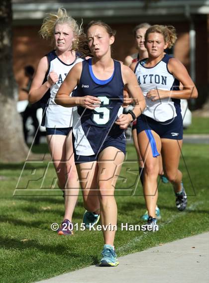 Thumbnail 2 in UHSAA Region 2 Championships photogallery.