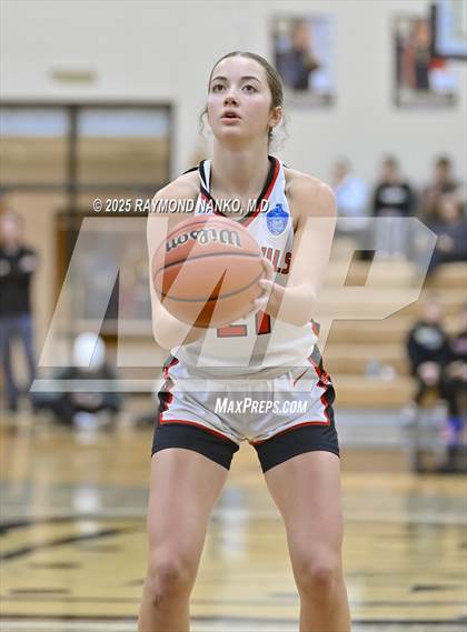 Thumbnail 3 in Mt. Vernon vs. Richmond (IHSAA 4A Section 9 Semifinal)  photogallery.