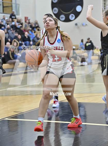 Thumbnail 2 in Mt. Vernon vs. Richmond (IHSAA 4A Section 9 Semifinal)  photogallery.