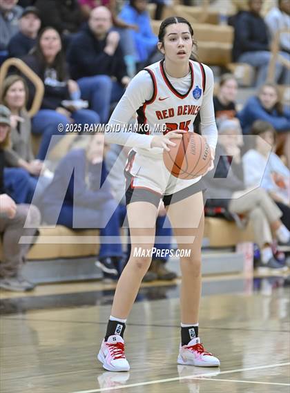Thumbnail 1 in Mt. Vernon vs. Richmond (IHSAA 4A Section 9 Semifinal)  photogallery.