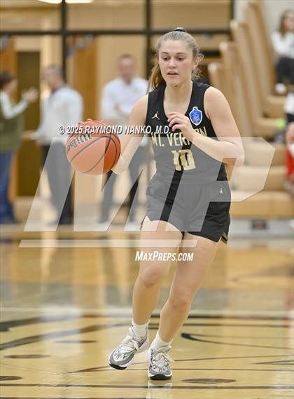 Thumbnail 2 in Mt. Vernon vs. Richmond (IHSAA 4A Section 9 Semifinal)  photogallery.