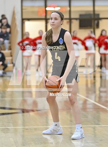 Thumbnail 1 in Mt. Vernon vs. Richmond (IHSAA 4A Section 9 Semifinal)  photogallery.