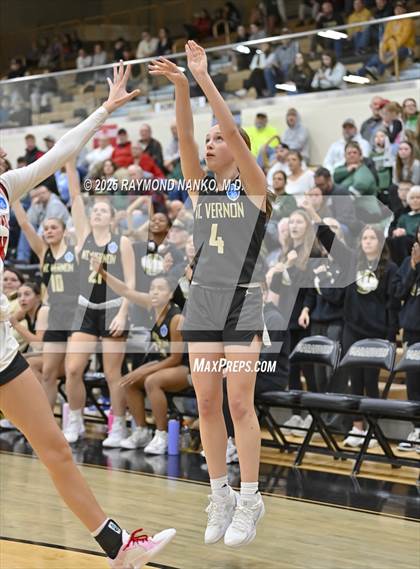 Thumbnail 1 in Mt. Vernon vs. Richmond (IHSAA 4A Section 9 Semifinal)  photogallery.