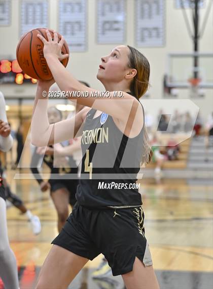 Thumbnail 1 in Mt. Vernon vs. Richmond (IHSAA 4A Section 9 Semifinal)  photogallery.