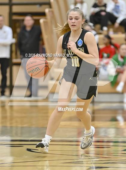 Thumbnail 1 in Mt. Vernon vs. Richmond (IHSAA 4A Section 9 Semifinal)  photogallery.