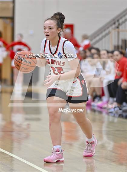 Thumbnail 2 in Mt. Vernon vs. Richmond (IHSAA 4A Section 9 Semifinal)  photogallery.