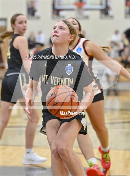 Thumbnail 3 in Mt. Vernon vs. Richmond (IHSAA 4A Section 9 Semifinal)  photogallery.