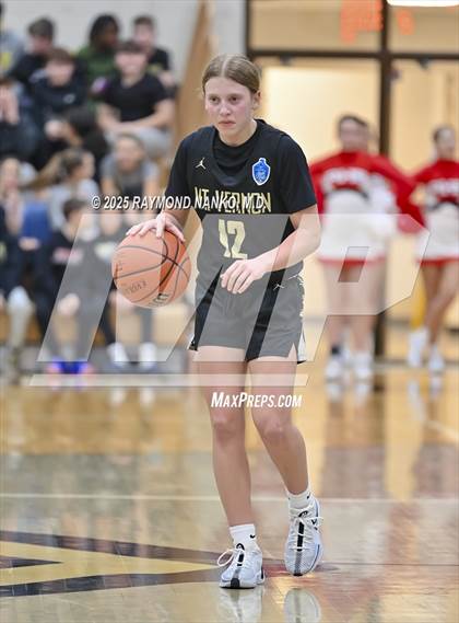 Thumbnail 1 in Mt. Vernon vs. Richmond (IHSAA 4A Section 9 Semifinal)  photogallery.