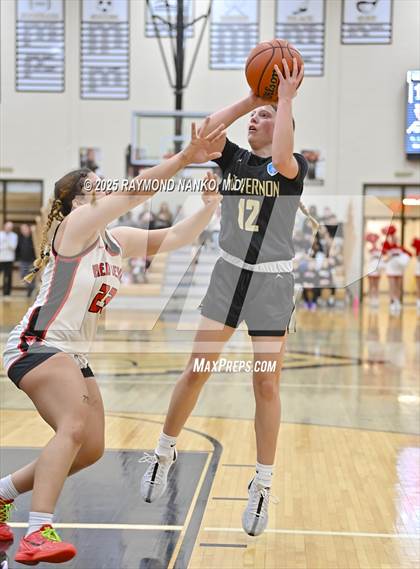 Thumbnail 3 in Mt. Vernon vs. Richmond (IHSAA 4A Section 9 Semifinal)  photogallery.