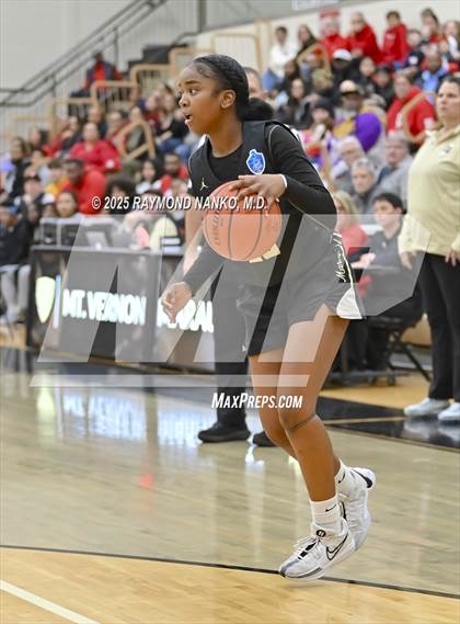 Thumbnail 1 in Mt. Vernon vs. Richmond (IHSAA 4A Section 9 Semifinal)  photogallery.