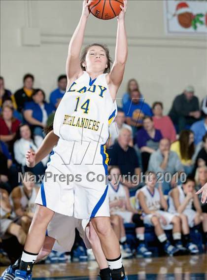 Thumbnail 1 in Fulton @ Gatlinburg-Pittman photogallery.
