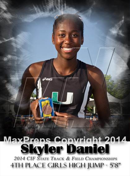 Thumbnail 1 in CIF State Track and Field (Girls Podium Awards) photogallery.