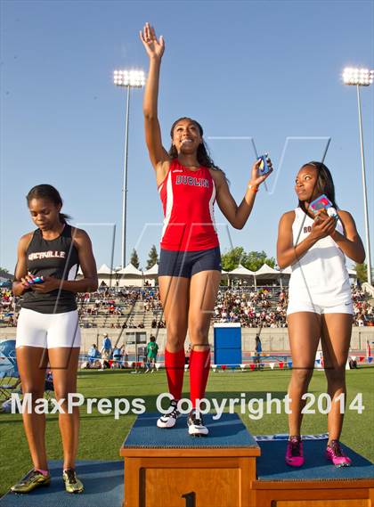 Thumbnail 1 in CIF State Track and Field (Girls Podium Awards) photogallery.