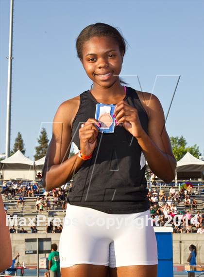 Thumbnail 3 in CIF State Track and Field (Girls Podium Awards) photogallery.