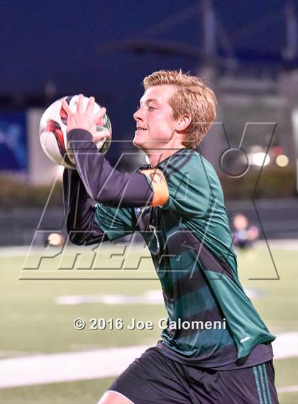 Thumbnail 3 in Reagan [Ronald] vs Clark (Farris Stadium) photogallery.