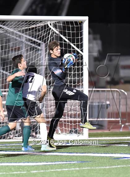 Thumbnail 2 in Reagan [Ronald] vs Clark (Farris Stadium) photogallery.