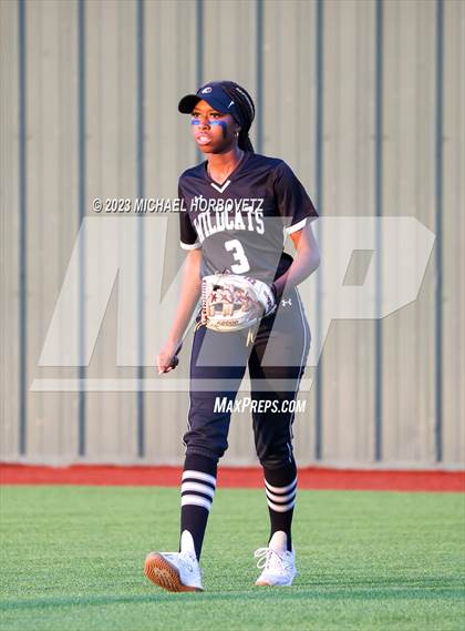 Thumbnail 3 in Guyer @ Allen photogallery.