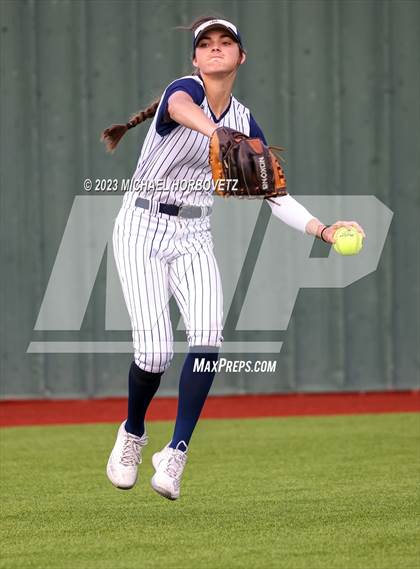 Thumbnail 3 in Guyer @ Allen photogallery.