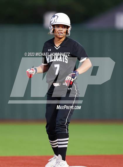 Thumbnail 1 in Guyer @ Allen photogallery.