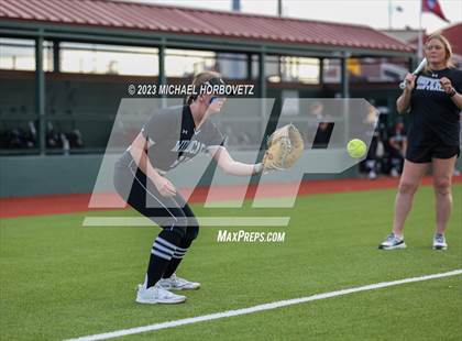 Thumbnail 1 in Guyer @ Allen photogallery.