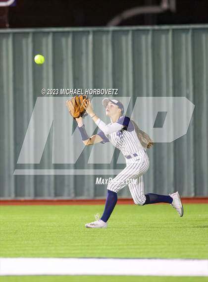 Thumbnail 1 in Guyer @ Allen photogallery.