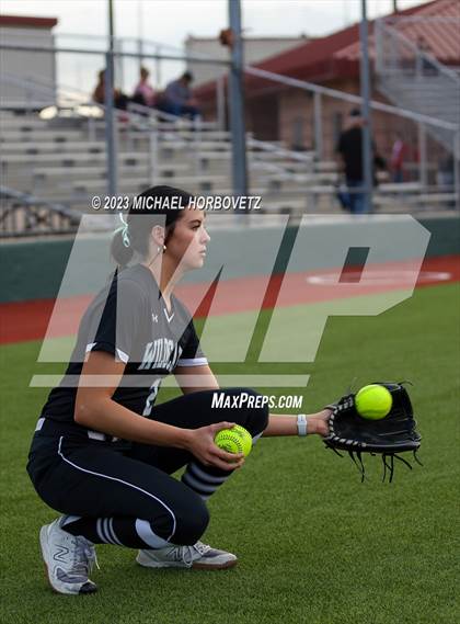 Thumbnail 1 in Guyer @ Allen photogallery.