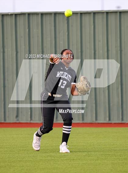 Thumbnail 2 in Guyer @ Allen photogallery.