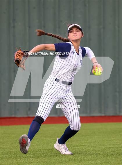 Thumbnail 1 in Guyer @ Allen photogallery.