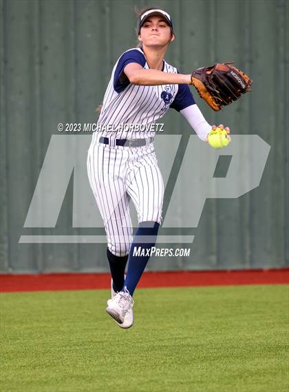 Thumbnail 2 in Guyer @ Allen photogallery.