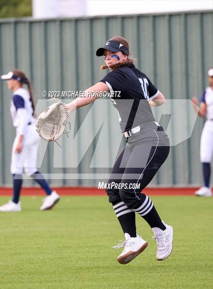 Thumbnail 2 in Guyer @ Allen photogallery.