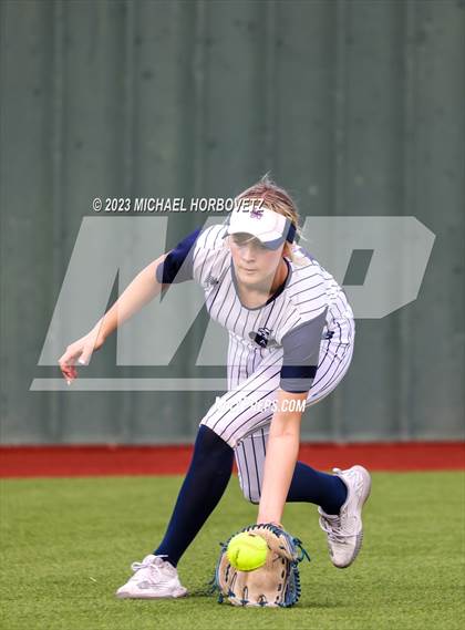Thumbnail 2 in Guyer @ Allen photogallery.