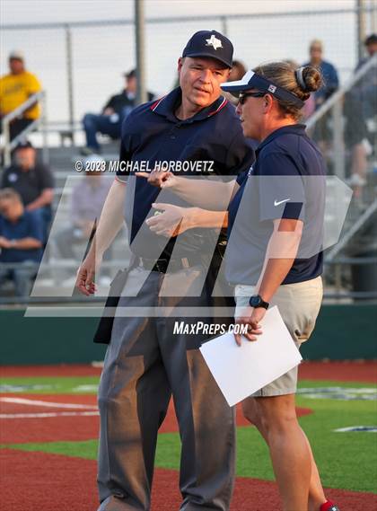 Thumbnail 2 in Guyer @ Allen photogallery.