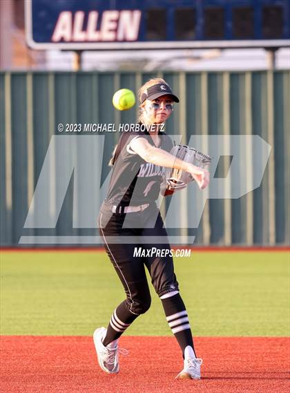 Thumbnail 1 in Guyer @ Allen photogallery.