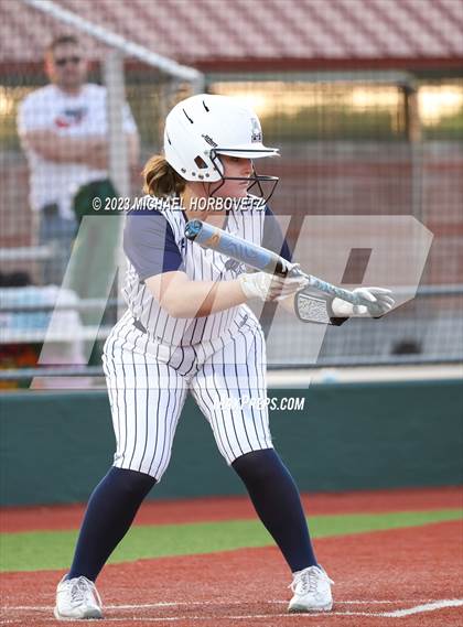 Thumbnail 1 in Guyer @ Allen photogallery.