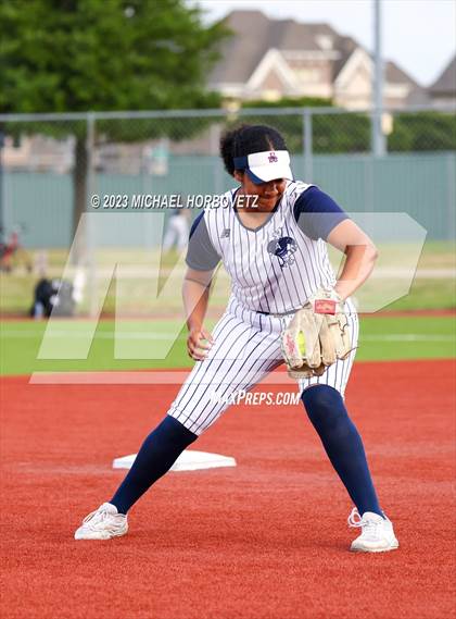 Thumbnail 1 in Guyer @ Allen photogallery.