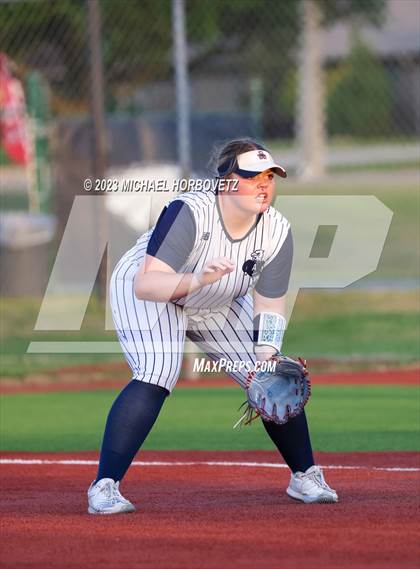 Thumbnail 1 in Guyer @ Allen photogallery.