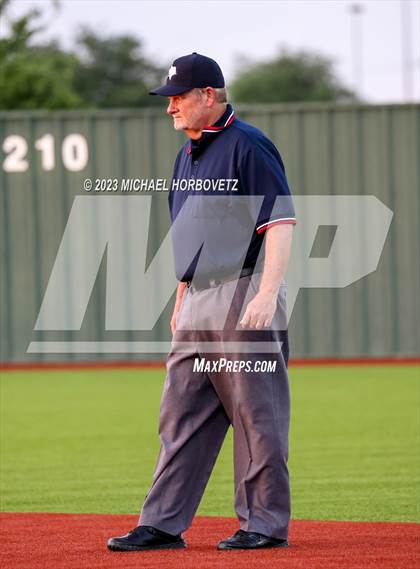 Thumbnail 2 in Guyer @ Allen photogallery.