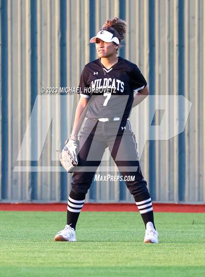 Thumbnail 1 in Guyer @ Allen photogallery.