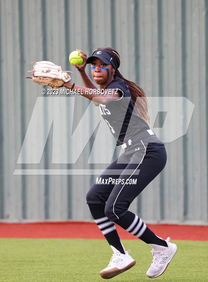 Thumbnail 2 in Guyer @ Allen photogallery.
