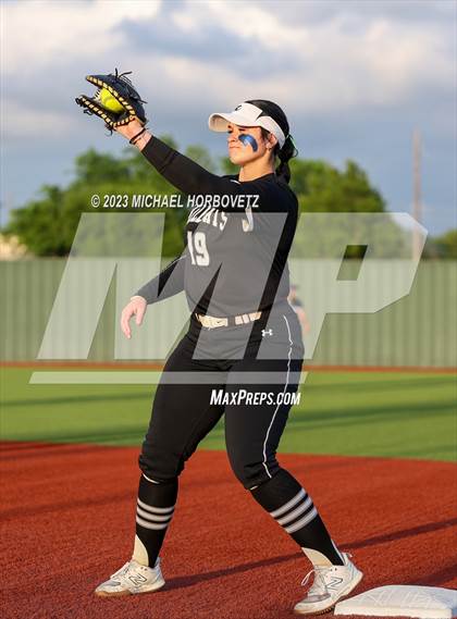 Thumbnail 1 in Guyer @ Allen photogallery.
