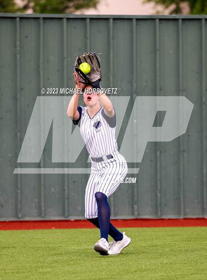 Thumbnail 2 in Guyer @ Allen photogallery.