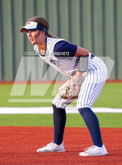 Thumbnail 1 in Guyer @ Allen photogallery.
