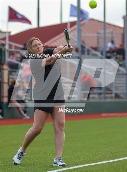 Thumbnail 3 in Guyer @ Allen photogallery.