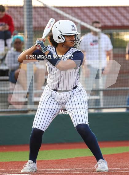 Thumbnail 1 in Guyer @ Allen photogallery.