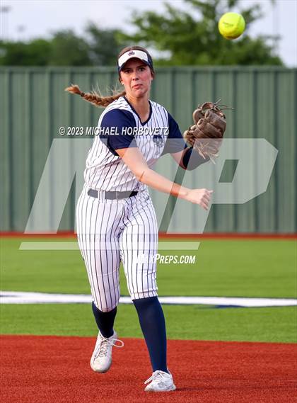 Thumbnail 1 in Guyer @ Allen photogallery.