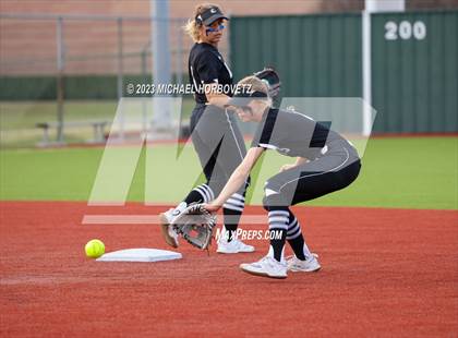 Thumbnail 3 in Guyer @ Allen photogallery.